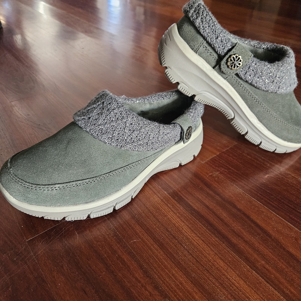 Skechers Sage Women's Mules with Knit Trim